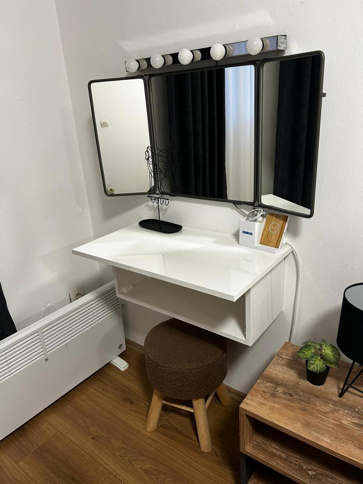 Kod Dide - Entry With Pin 0-24H Apartment Slavonski Brod Ngoại thất bức ảnh